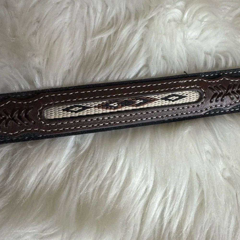 Nocona Belt Co. Conch and Fabric Southwestern belt Size 28